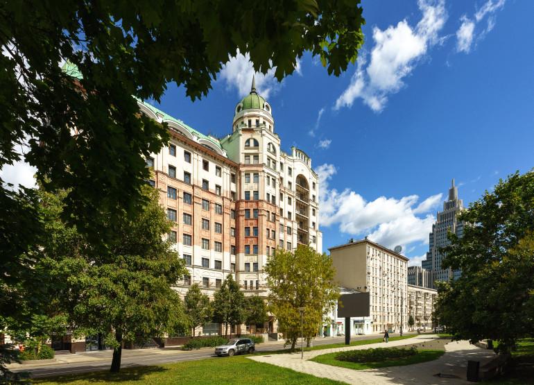 Маяковская Плаза: Вид здания